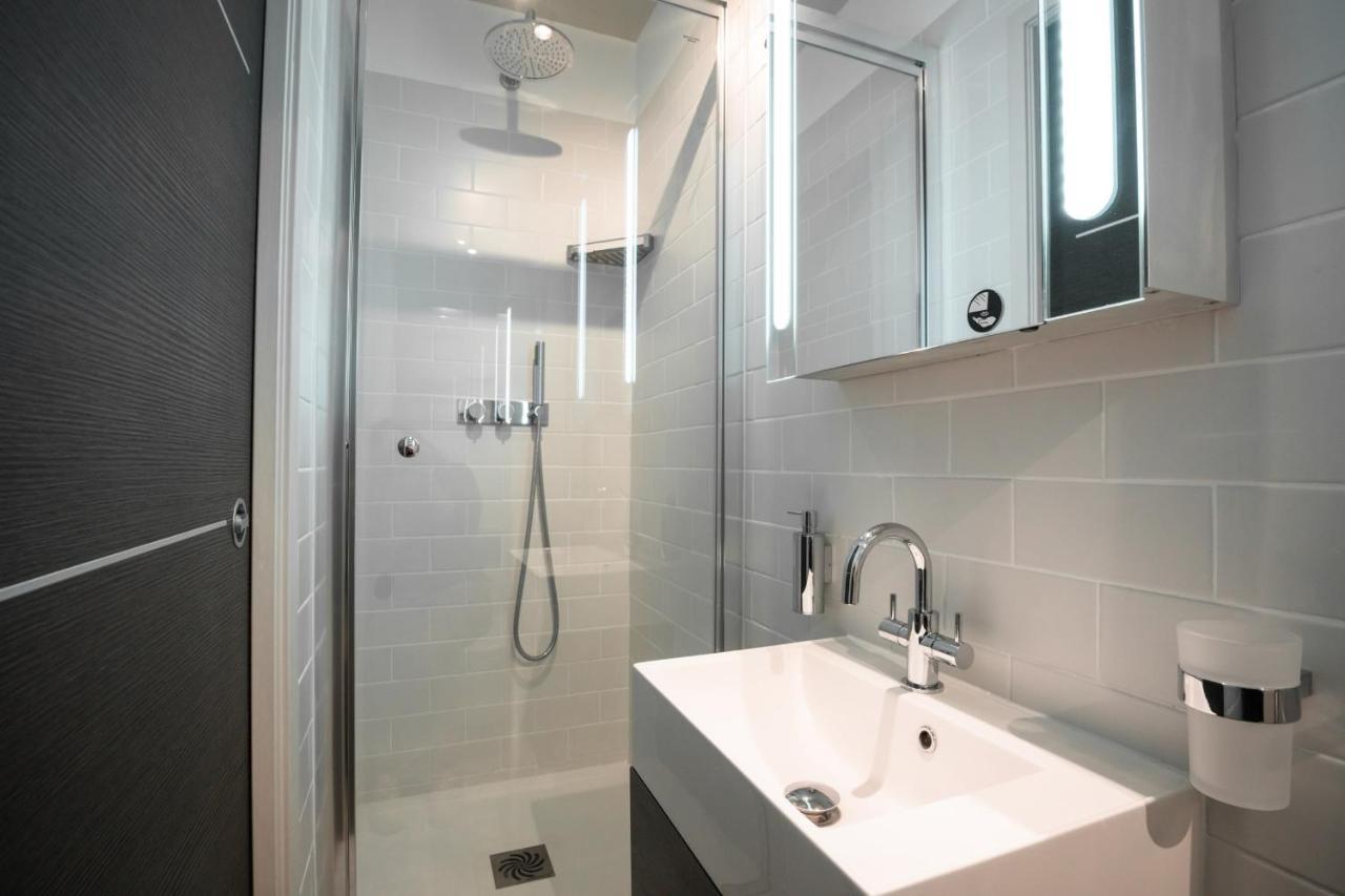 2-Bedroom Apartment Pointe Croisette Peaceful Walk To The Beach Cannes Exterior foto